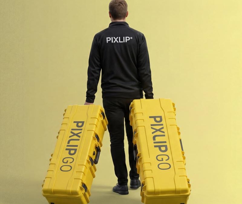 PIXLIP GO TRAVEL CASE